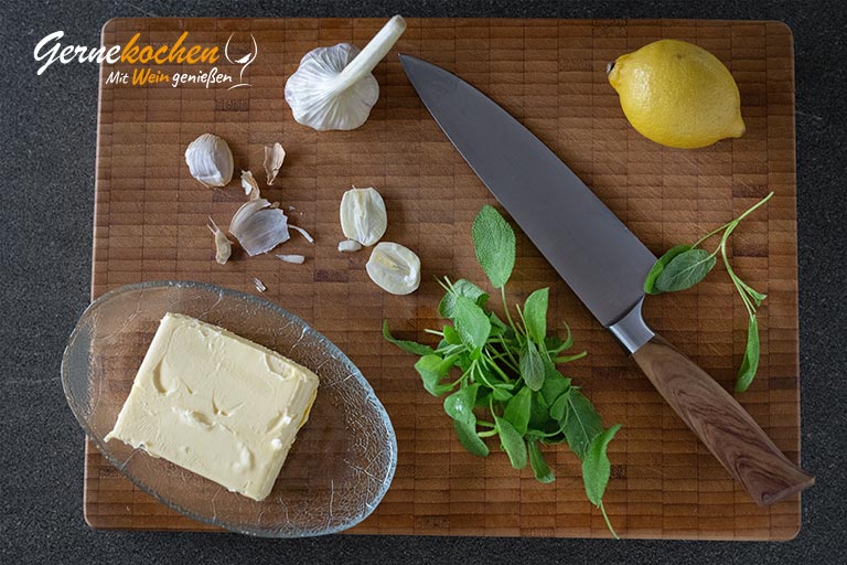 Orecchiette mit Salbeibutter und Salciccia – Zubereitungsschritt 1