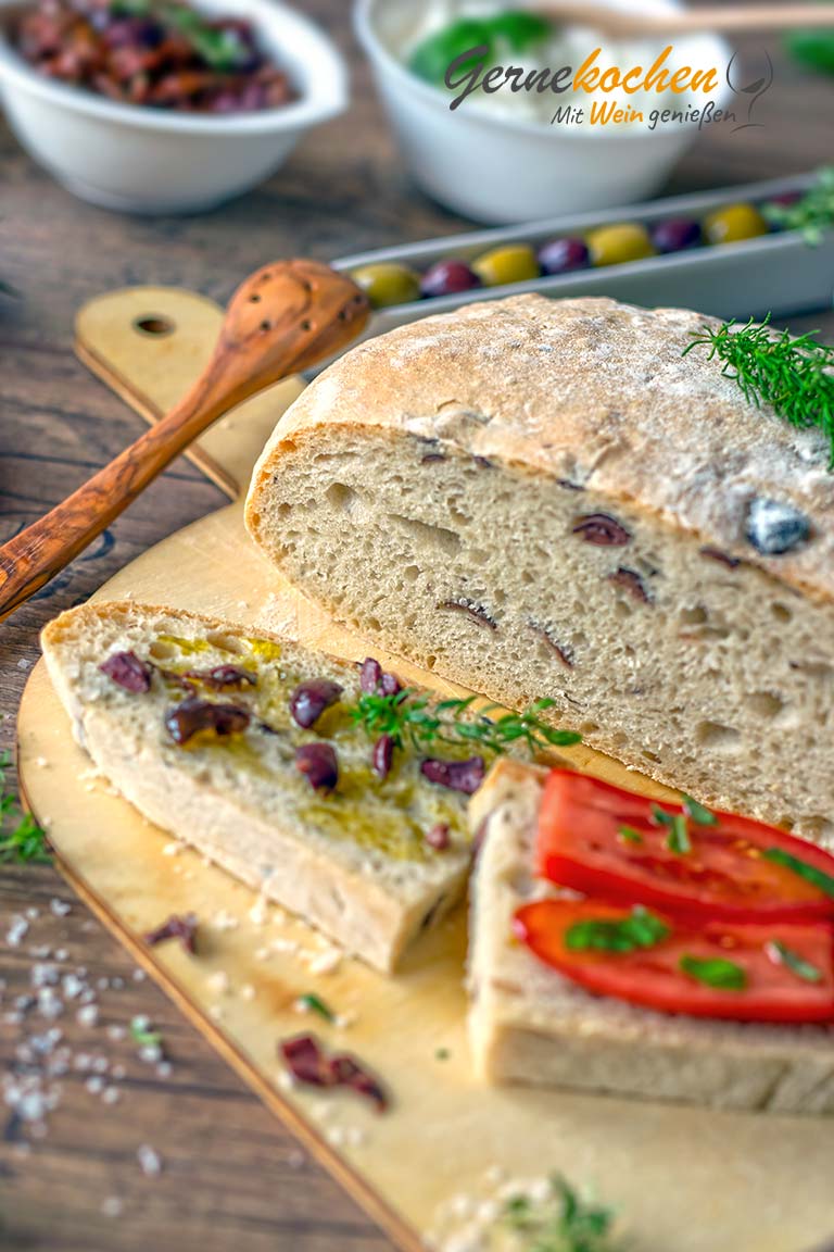 Food-Fotografie: Apulisches Olivenbrot – Pane pugliese alle olive