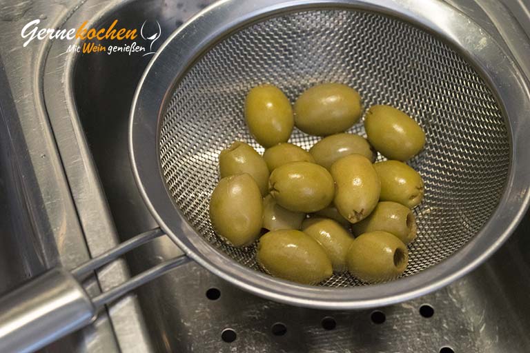 Oliven-Avocado-Dip à la Gernekochen – Zubereitungsschritt 1