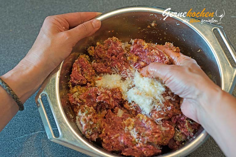 Bifteki vom Grill – Zubereitungsschritt 1.5