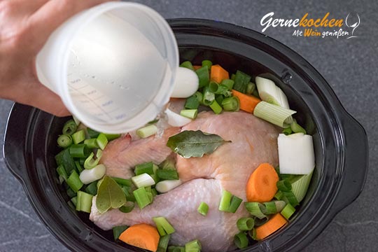 Griechische Hühnersuppe avgolemono – Zubereitungsschritt 1