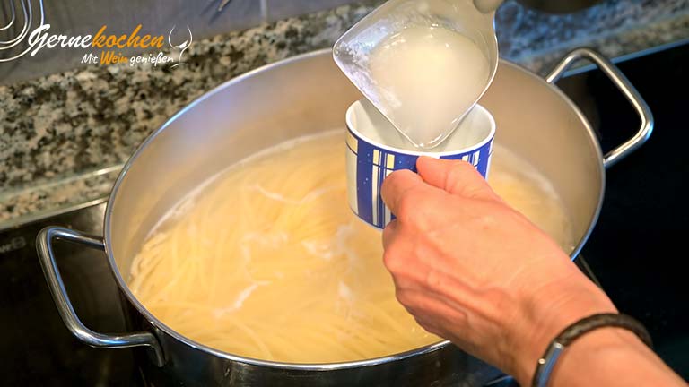 Spaghetti alla puttanesca originale – Zubereitungsschritt 3.2