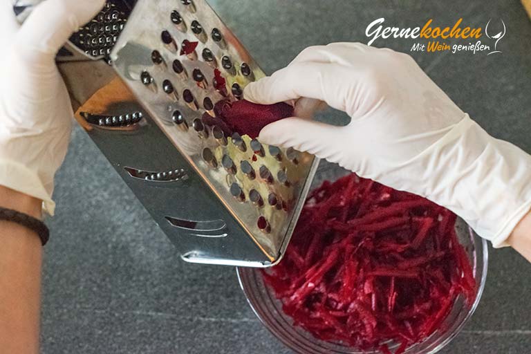 foodblog borschtsch ukrainische rote beete suppe mit rindfleisch Küchenhandschuhe Einweg ~ foodblog borschtsch ukrainische rote beete suppe mit rindfleisch